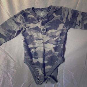 Old Navy Baby Camo Long Sleeve Onesie